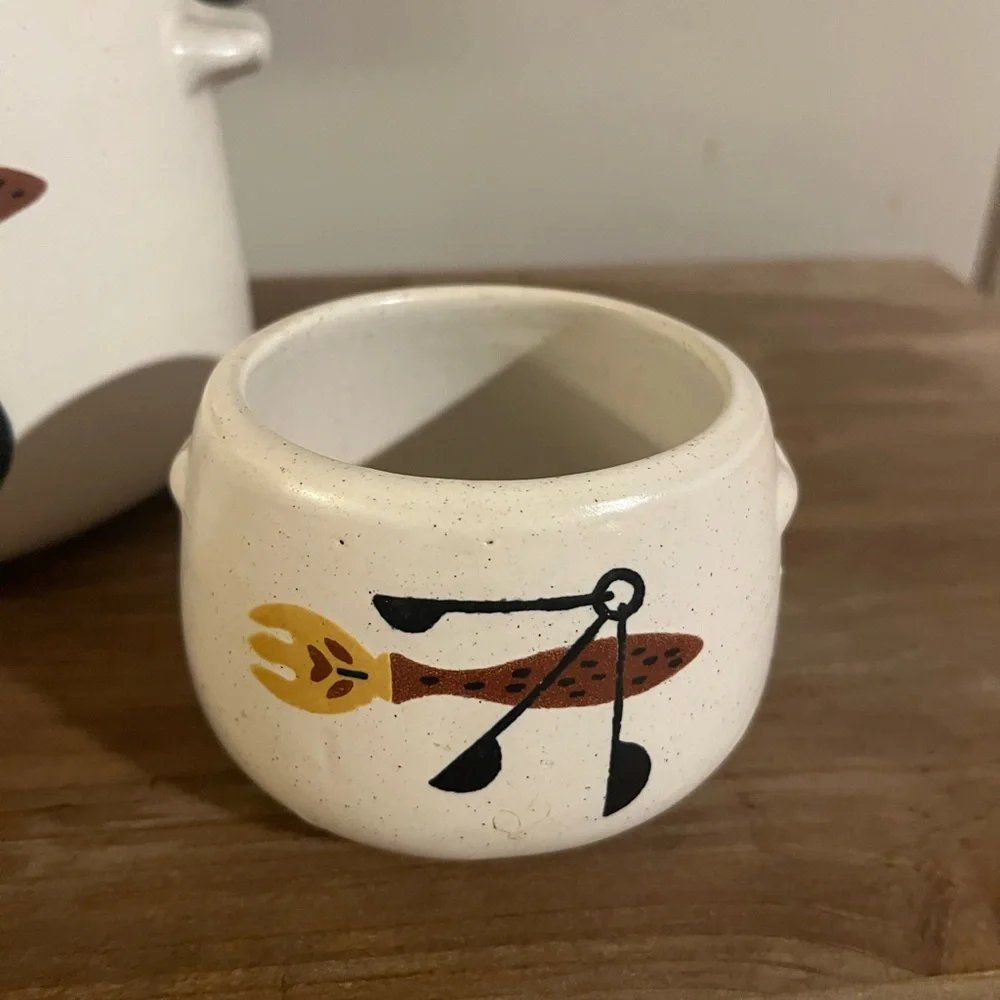 Handcrafted White‎ and Brown Serveware Set